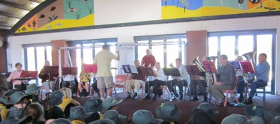 31-05-2012 7-08-05 Pm Band Entertains At Lunch 6