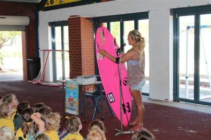 Pro-Surfer Visits Mrps 29 Pro-Surfer Visits Mrps 10