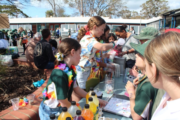 Fun And Games At Year 6 Stalls 19 Fun And Games At Year 6 Stalls 19