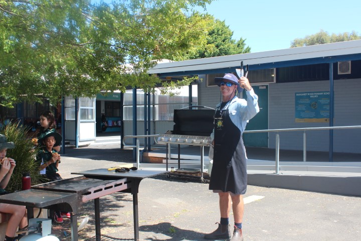 Did Somebody Say Hamburgers? 12 Did Somebody Say Hamburgers? 12