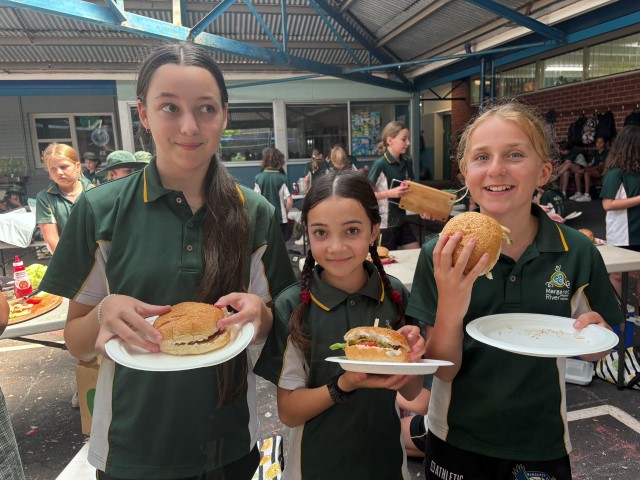 Burger Day 35 Burger Day 35